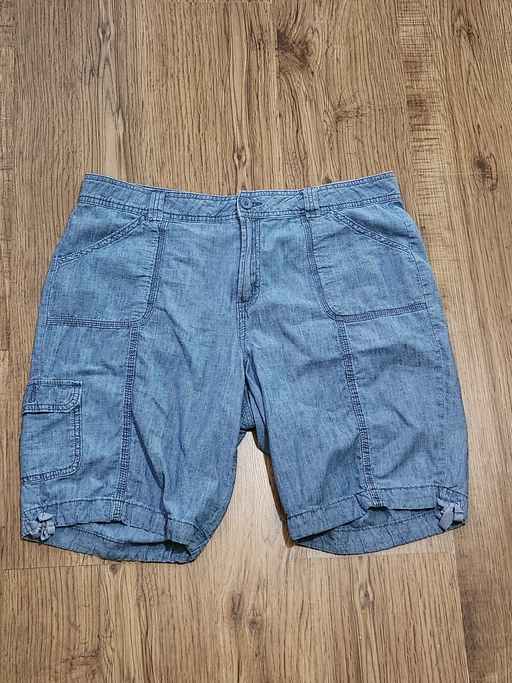 St. John's Bay Light Blue Women's Cargo Shorts
